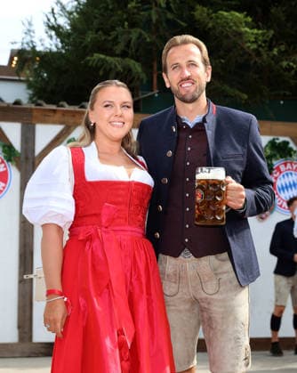 Harry Kane and his wife Katie Goodland: FC Bayern Munich s traditional visit to the Munich Oktoberfest, Wiesn, Volksfest, September 20, 2026. PHOTO: FC Bayern via Mladen Lackovic