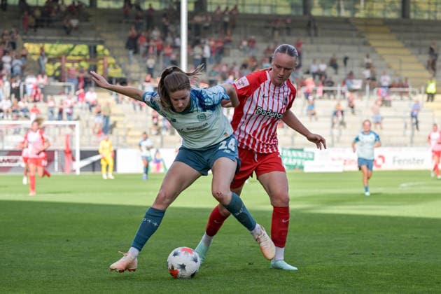 Lilla Turanyi, Bayer 04 Leverkusen Women, 24, Luca Emily Birkholz, SC Freiburg Women, 23, battling for the ball (GER), SC Freiburg vs. Bayer 04 Leverkusen, Women’s Soccer, Bundesliga, Matchday 5, 2026–2027 Season, September 20, 2026 DFB regulations prohibit any use of photographs as image sequences and or quasi-video, GER, SC Freiburg vs. Bayer 04 Leverkusen, Women’s Soccer, Bundesliga, Matchday 5, 2026–2027 Season, September 20, 2026, Freiburg Copyright: xEibner-Pressefotox EP_THS