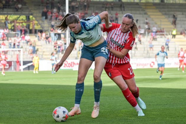 Lilla Turanyi, Bayer 04 Leverkusen Women, 24, Luca Emily Birkholz, SC Freiburg Women, 23, battling for the ball (GER), SC Freiburg vs. Bayer 04 Leverkusen, Women’s Soccer, Bundesliga, Matchday 5, 2026–2027 Season, September 20, 2026 DFB regulations prohibit any use of photographs as image sequences and or quasi-video, GER, SC Freiburg vs. Bayer 04 Leverkusen, Women’s Soccer, Bundesliga, Matchday 5, 2026–2027 Season, September 20, 2026, Freiburg Copyright: xEibner-Pressefotox EP_THS