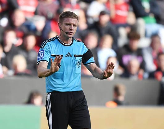 September 20, 2026, xophax, Soccer, Bundesliga 1, Bayer 04 Leverkusen vs. RB Leipzig, Referee Robert Schröder, DFL, DFB—REGULATIONS PROHIBIT ANY USE OF PHOTOGRAPHS AS IMAGE SEQUENCES AND OR QUASI-VIDEO—Leverkusen