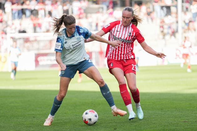 Google Pixel Women s Bundesliga: SC Freiburg vs. Bayer 04 Leverkusen, September 20, 2026. A tackle between Lilla Turanyi (Bayer 04 Leverkusen, 24) and Luca Emily Birkholz (SC Freiburg), 23 Google Pixel Women s Bundesliga: SC Freiburg vs. Bayer 04 Leverkusen, Dreisamstadion, September 20, 2026 DFB and DFL regulations prohibit any use of photographs as image sequences and or quasi-video. Copyright: xBEAUTIFULxSPORTS Boscox