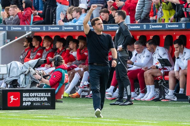Germany 1 Bundesliga 2026–2027, Matchday 4, Bayer 04 Leverkusen vs. RB Leipzig, Saturday, September 20, 2026, BayArena Stadium, Leverkusen, North Rhine-Westphalia; Goal and goal celebration for the 1-0 score by Patrik Schick (Bayer 04 Leverkusen), 14; Joy, emotions, celebration by Carles Martinez, head coach of Bayer 04 Leverkusen, at BayArena Stadium in Leverkusen, Germany Copyright: xOrhanxHabashx