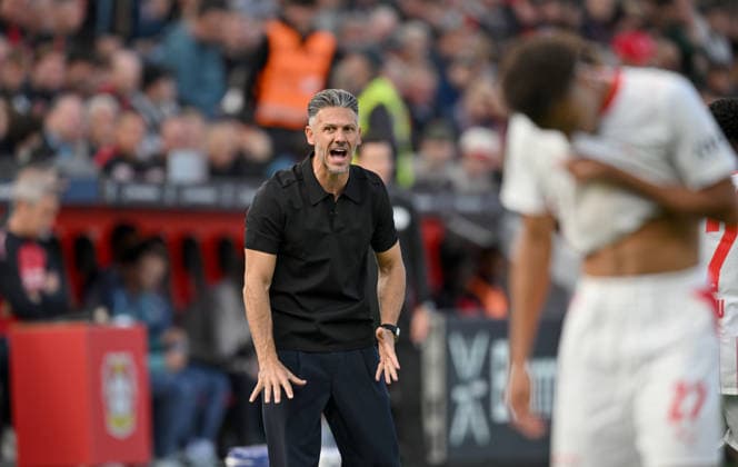 Coach Martin Demichelis, RB Leipzig, furious. Soccer, Bundesliga 1, Matchday 4: Bayer 04 Leverkusen vs. RB Leipzig, on September 20, 2026, in Leverkusen, Germany. DFL regulations prohibit any use of photographs as image sequences and or quasi-video. Ã‚Â