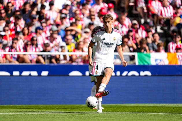 September 20, 2026, Madrid, Madrid, Spain: Dean Huijsen of Real Madrid CF in action during the Spanish League, LaLiga EA Sports, football match played between Atletico de Madrid and Real Madrid CF at Riyadh Air Metropolitano stadium on September 20, 2026, in Madrid, Spain. Atletico De Madrid V Real Madrid CF - LaLiga EA Sports  - ZUMAa181 20260920_zaa_a181_094 Copyright: xOscarxJ.xBarrosox