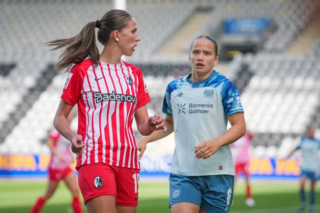 Soccer, Google Pixel Women s Bundesliga, Matchday 5, 2026–2027, SC Freiburg vs. Bayer 04 Leverkusen, September 20, 2026, Dreisamstadion, Freiburg, Paulina Platner (Bayer 04 Leverkusen), Maj Schneider (SC Freiburg), 15, Freiburg, Dreisamstadion, Baden-Württemberg, Germany Copyright: xFINLEYxMÖRCHx
