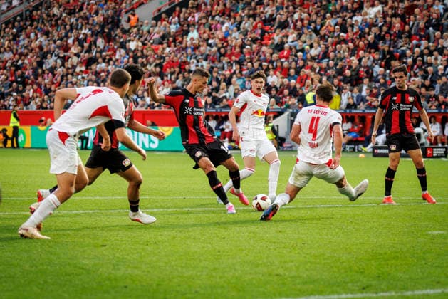 LEVERKUSEN, GERMANY - SEPTEMBER 20, 2026: Patrik Schick (Bayer 04 Leverkusen, 14) shoots on the goal during the German Bundesliga match on gameday 4 between Bayer 04 Leverkusen vs. RB Leipzig at BayArena on September 20, 2026 in Leverkusen, Germany. DFL REGULATIONS PROHIBIT ANY USE OF PHOTOGRAPHS AS IMAGE SEQUENCES AND OR QUASI-VIDEO. Northrhine-Westphalia Germany Copyright: xAxelxKohringx
