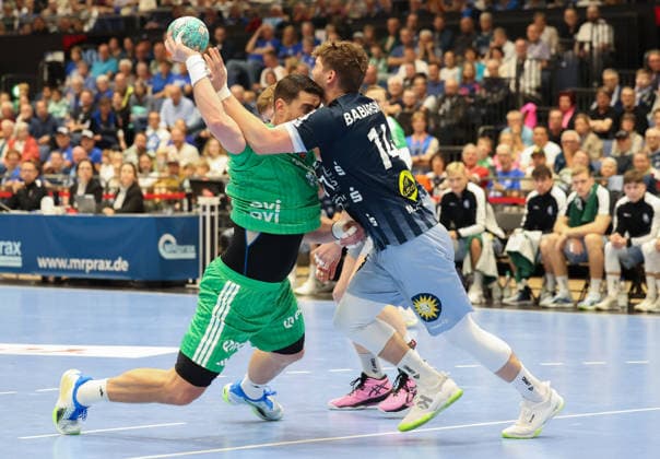 L-R: Mihajlo Marsenic, Füchse Berlin 93; Gerdas Babarskas, Bergischer HC 14 GER; Bergischer HC vs. Füchse Berlin, Handball, Opel Handball Bundesliga, Matchday 5, 2026–2027 season, September 20, 2026 GER, Bergischer HC vs. Füchse Berlin, Handball, Opel Handball Bundesliga, Matchday 5, 2026–2027 season, September 20, 2026 Düsseldorf Copyright: xEibner-Pressefoto ThomasxStoeckex EP_TSR