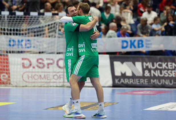 Celebrating after the victory: Aitor Arino (Füchse Berlin 14) and Mathias Gidsel (Füchse Berlin 19), GER, Bergischer HC vs. Füchse Berlin, Handball, Opel Handball Bundesliga, Matchday 5, 2026–2027 Season, September 20, 2026, Germany, Bergischer HC vs. Füchse Berlin, Handball, Opel Handball Bundesliga, Matchday 5, 2026–2027 season, September 20, 2026, Düsseldorf Copyright: xEibner-Pressefoto ThomasxStoeckex EP_TSR