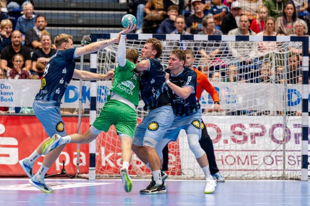 Düsseldorf, September 20, 2026, Handball, Men s, Opel Bundesliga, Matchday 5, 2026–2027 Bergische HC vs. Füchse Berlin, Mathias Gidsel (Füchse Berlin), No. 19 in a one-on-one battle
