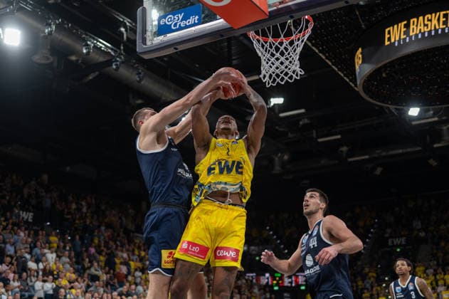 September 20, 2026, GER, Basketball, Bundesliga 1 Matchday, 2026–2027 Season, Oldenburg, EWE Arena, EWE Baskets Oldenburg vs. Syntainics MBC Demajeo WIGGINS EWE Baskets Oldenburg 2 Borisa SIMANIC Syntainics MBC 22 Jure PLANINIC Syntainics MBC 44 Oldenburg EWE Arena Lower Saxony Germany Copyright: xnordphotoxGmbHx xRojahnx