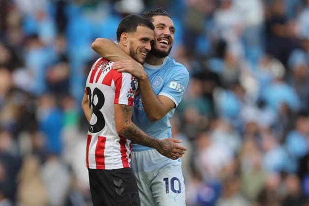 Manchester City v Sunderland - Premier League 2026 27 Enzo Le Fee of Sunderland and Rayan Cherki of Manchester City laughing after the Premier League 2026 27 match between Manchester City and Sunderland at Etihad Stadium on September 19, 2026 in Manchester, England. WARNING! This Photograph May Only Be Used For Newspaper And Or Magazine Editorial Purposes. May Not Be Used For Publications Involving 1 player, 1 Club Or 1 Competition Without Written Authorisation From Football DataCo Ltd. For Any Queries, Please Contact Football DataCo Ltd on +44 (0) 207 864 9121 Manchester Etihad Stadium England United Kingdom Copyright: xAllstarxPicturexLibraryxLtdx