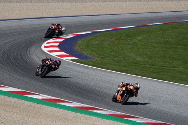 IPA88763589 - Pedro Acosta (Red Bull KTM Factory Racing), Jorge Martin (Aprilia Racing), and Marco Bezzecchi (Aprilia Racing) during the Grand Prix race of the Austrian MotoGP Grand Prix at the Red Bull Ring racetrack in Spielberg, Austria, on September 20, 2026.  Copyright: xFabioxAverna IPAxSportx xx IPA88763589