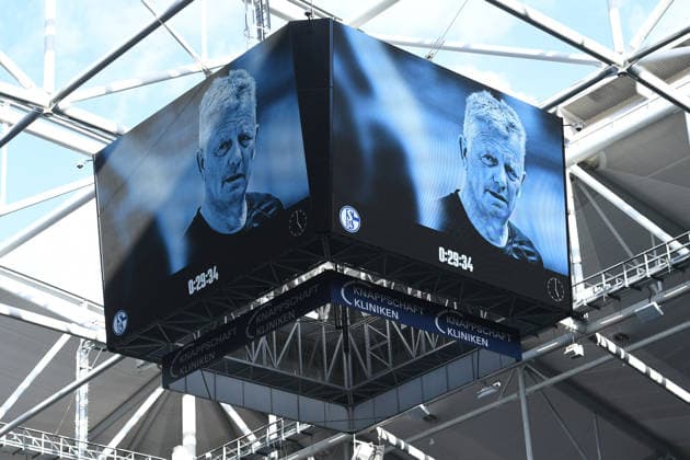 Soccer, Bundesliga 1, Matchday 4: FC Schalke 04 vs. SV Elversberg on September 20, 2026, at the Veltins Arena in Gelsenkirchen. A minute of silence was observed in memory of the late Peter Hermann. DFL regulations prohibit any use of photographs as image sequences and or quasi-video. xRx