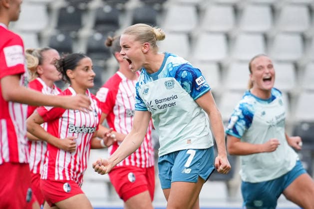 Soccer, Google Pixel Women s Bundesliga, Matchday 5, 2026–2027, SC Freiburg vs. Bayer 04 Leverkusen, September 20, 2026, Dreisamstadion, Freiburg, Cornelia Kramer (Bayer 04 Leverkusen), 7th goal, penalty kick, Freiburg Dreisamstadion, Baden-Württemberg, Germany Copyright: xFINLEYxMÖRCHx