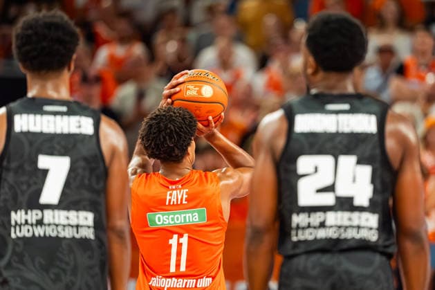 easyCredit BBL Ratiopharm Ulm vs. MHP RIESEN Ludwigsburg, September 20, 2026, Ulm, GERMANY September 20, 2026 Meissa Faye of ratiopharm Ulm, 11, at the free-throw line during the game between ratiopharm Ulm and MHP RIESEN Ludwigsburg on Game Day 1 of the easyCredit BBL at the ratiopharm Arena Ulm Copyright: xBEAUTIFULxSPORTS Steinx