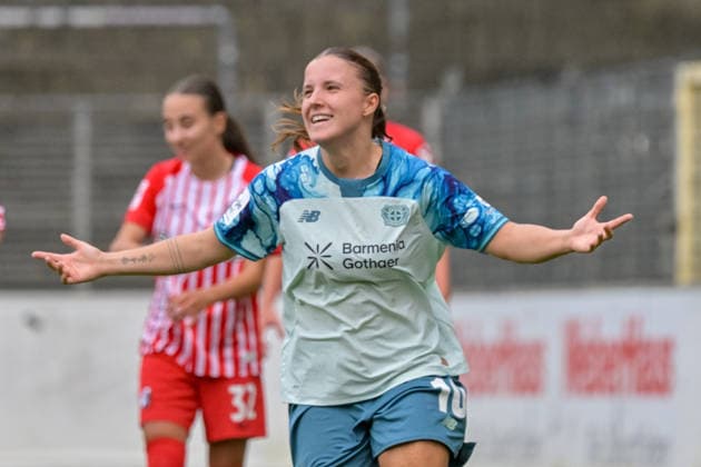 Celebration following the goal that made the score 1–2 by Estrella Merino, Bayer 04 Leverkusen Women, 10 GER, SC Freiburg vs. Bayer 04 Leverkusen, Women s Soccer, Bundesliga, Matchday 5, 2026–2027 Season, September 20, 2026 DFB regulations prohibit any use of photographs as image sequences and or quasi-video GER, SC Freiburg vs. Bayer 04 Leverkusen, Women’s Soccer, Bundesliga, Matchday 5, 2026–2027 Season, September 20, 2026, Freiburg Copyright: xEibner-Pressefotox EP_THS