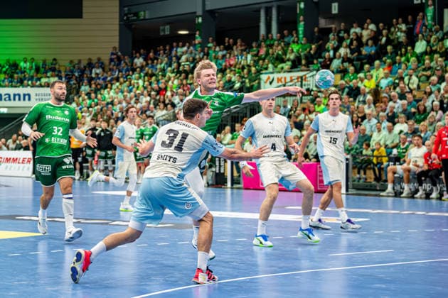 OPEL Handball Bundesliga: HSG Wetzlar vs. VfL Gummersbach, September 26, 2020 – Tristan Kirschner (HSG Wetzlar), 5; Kay Smits (VfL Gummersbach), 31, Ellidi Vidarsson (VfL Gummersbach), 4, Miro Schluroff (VfL Gummersbach), 15 OPEL Handball Bundesliga HSG Wetzlar vs. VfL Gummersbach, Wetzlar, September 26, 2020 Copyright: xBEAUTIFULxSPORTS Roeczeyx