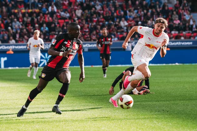 September 20, 2026, xjmrgnx, Soccer, Bundesliga 1, Bayer 04 Leverkusen vs. RB Leipzig: A footrace between Moussa Diaby (19), Leverkusen, and Neil El Aynaoui (21), Leipzig. DFL and DFB regulations prohibit any use of photographs as image sequences and or quasi-video. Leverkusen
