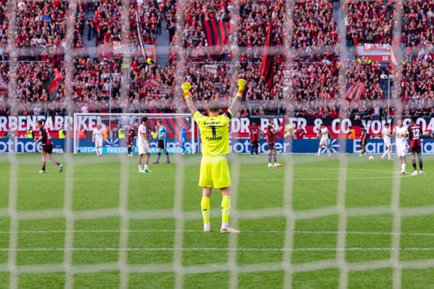 September 20, 2026, Soccer, Matchday 4 of the 1. Bundesliga, Bayer 04 Leverkusen vs. RB Leipzig. Goalkeeper Mark Flekken of Bayer 04 Leverkusen celebrates the 2–0 victory over RB Leipzig. Leverkusen, BayArena, North Rhine-Westphalia, Germany. xRHR PHOTO DEx Copyright: DennisxEwert RHR-FOTOx RHR-FOTO DE