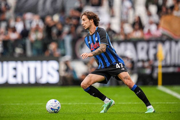 Atalanta s Lorenzo Bernasconi during the Serie A soccer match between Juventus and Atalanta at the Allianz Stadium in Turin, north west Italy - Sunday, September 20, 2026. - Soccer .  Copyright: xMarcoxAlpozzi LaPressex