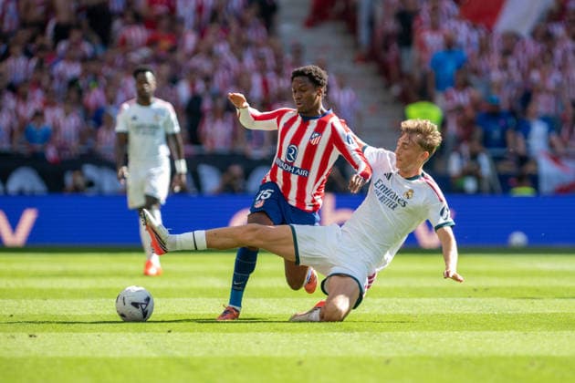 RECORD DATE NOT STATED 20th September 2026; Riyadh Air Metropolitano, Madrid, Spain; Spanish La Liga Football, Atletico Madrid versus Real Madrid; Jonathan David of Atletico Madrid and Dean Huijsen of Real Madrid on a duel AdelinaxCobos