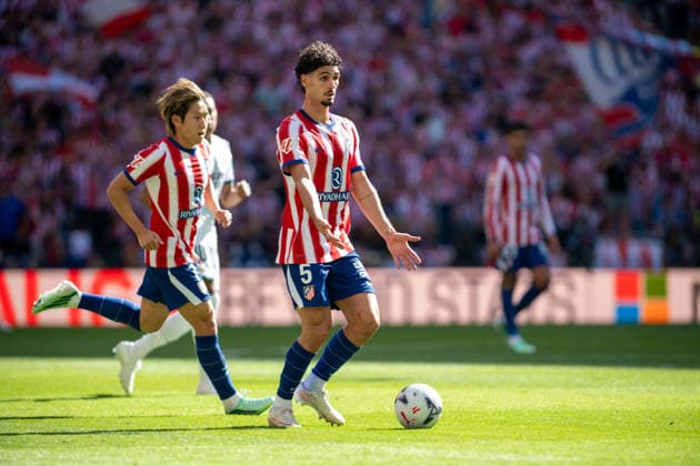 RECORD DATE NOT STATED 20th September 2026; Riyadh Air Metropolitano, Madrid, Spain; Spanish La Liga Football, Atletico Madrid versus Real Madrid; Johnny Cardoso of Atletico Madrid on the ball AdelinaxCobos