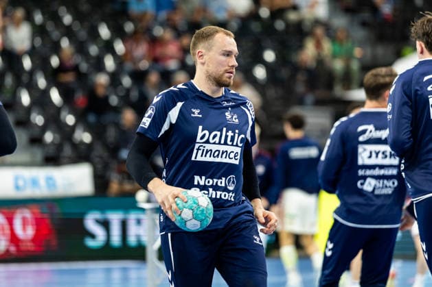 Opel HBL SG Flensburg Handewitt vs. Handball Club Hamburg, September 20, 2026—Simon Pytlick, No. 02, of SG Flensburg Handewitt during warm-ups for the Opel HBL match between SG Flensburg Handewitt and Handball Club Hamburg at the GGW Arena on September 20, 2026 Copyright: xBEAUTIFULxSPORTS MarioxM.xKobergx