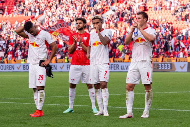 September 20, 2026, Soccer, Matchday 4 of the 1. Bundesliga, Bayer 04 Leverkusen vs. RB Leipzig: Benjamin Henrichs (RB Leipzig), Max Finkgräfe (RB Leipzig), Antonio Nusa (RB Leipzig), Willi Orban (RB Leipzig) at Leverkusen s BayArena in North Rhine-Westphalia, Germany. xRHR PHOTO DEx Copyright: DennisxEwert RHR-FOTOx RHR-FOTO DE