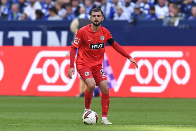 Soccer, Bundesliga 1, Matchday 4: FC Schalke 04 vs. SV Elversberg on September 20, 2026, at the Veltins Arena in Gelsenkirchen. Lukasz Poreba, Elversberg. DFL regulations prohibit any use of photographs as image sequences and or quasi-video. xRx