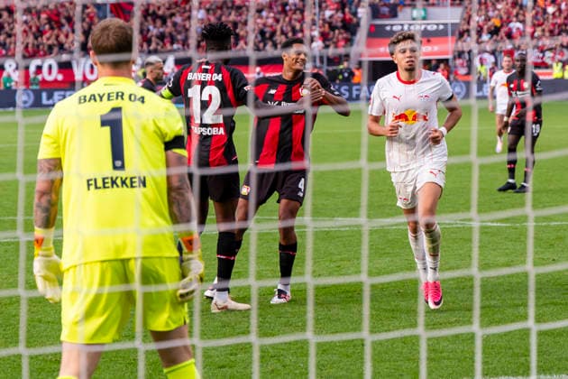 September 20, 2026, Soccer, Matchday 4 of the 1st Bundesliga, Bayer 04 Leverkusen vs. RB Leipzig: Edmond Tapsoba (Bayer 04 Leverkusen), Jarell Amorin Quansah (Bayer 04 Leverkusen), Neil El Aynaoui (RB Leipzig) at the BayArena in Leverkusen, North Rhine-Westphalia, Germany xRHR PHOTO DEx Copyright: DennisxEwert RHR-FOTOx RHR-FOTO DE