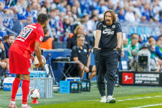 SV 07 Elversberg coach Vincent Wagner gestures during the Bundesliga 1 match between FC Schalke 04 and SV Elversberg, at Veltins Arena on September 20, 2026, in Gelsenkirchen, Germany. Photo by Mario Hommes, DeFodi Images. Coach Vincent Wagner of SV 07 Elversberg gestures during the Bundesliga match between FC Schalke 04 and SV Elversberg at Veltins Arena on September 20, 2026 in Gelsenkirchen, Germany. Photo by Mario Hommes, DeFodi Images. DFB and DFL regulations prohibit any use of photographs as image sequences and or quasi-video. Photo by Mario Hommes, DeFodi Images.