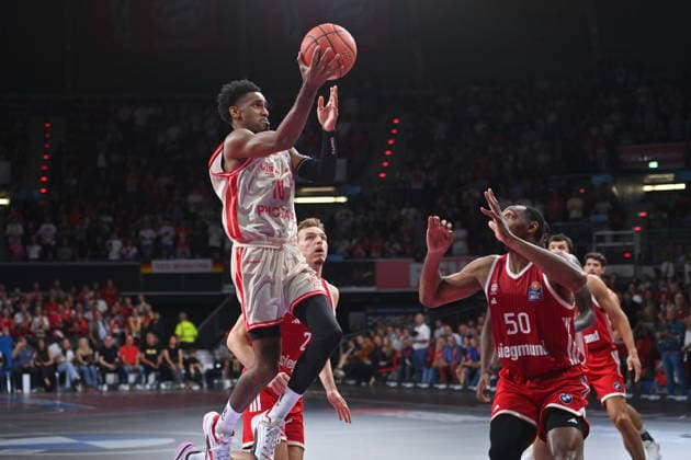 Mylik WILSAON BA, re Austin WILEY FCB, BBL Basketball Game, 2026–2027 Season: FC Bayern Munich vs. Bamberg Baskets on September 20, 2026, at BMW Park