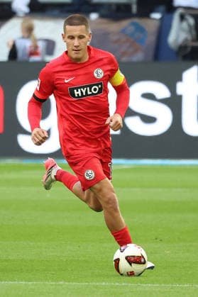 September 20, 2026, xrekx, Soccer, Bundesliga 1, FC Schalke 04 vs. SV Elversberg, Lukas Pinckert, SV 07 Elversberg. DFL and DFB regulations prohibit any use of photographs as image sequences and or quasi-video. Gelsenkirchen