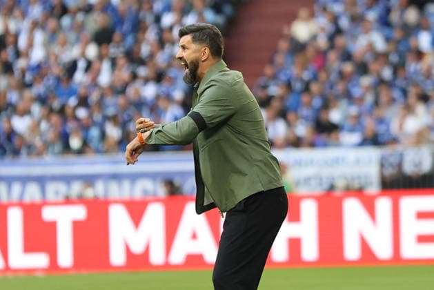Head Coach Miron Muslic of FC Schalke 04 during the Bundesliga 1 match of the 2026–27 season between FC Schalke 04 and SV Elversberg. Copyright Thomas Pakusch Copyright: Thomas Pakusch