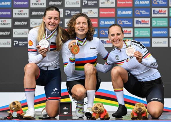 September 20, 2026, Montreal, Pq, CANADA: Marlen Reusser, of Switzerland, centre, Zoe Backstedt, of Great Britain, left, and Franziska Koch, of Germany, pose with the medals following the women s elite individual time trials (ITT) at the UCI Road World Championships cycling event in Montreal on Sunday, Sept. 20, 2026. Canada News - September 20, 2026 - ZUMAc35_ 20260920_zaf_c35_022 Copyright: xGrahamxHughesx