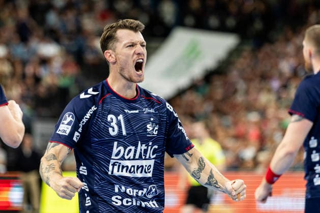 Opel HBL SG Flensburg Handewitt vs. Handball Club Hamburg, September 20, 2026—Emil Jakobsen (No. 31) celebrates a goal, SG Flensburg Handewitt Opel HBL SG Flensburg Handewitt vs. Handball Club Hamburg, GGW Arena, September 20, 2026 Copyright: xBEAUTIFULxSPORTS MarioxM.xKobergx