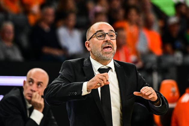 September 20, 2026, GER, Basketball, Men s, easycredit Basketball Bundesliga, 2026–2027 Season, Matchday 1, ratiopharm Ulm vs. MHP Riesen Ludwigsburg. Carles Duran of Ludwigsburg gestures and gives instructions at the ratiopharm Arena in Neu Ulm, Bavaria, Germany Copyright: xNordphotox xHafnerx