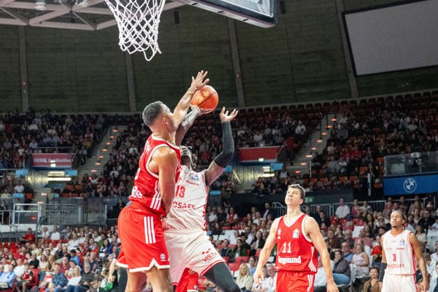 Johannes Thiemann 32, FC Bayern Basketball; Trevon Scott 13, BMA365 Bamberg Baskets; FC Bayern Basketball vs. BMA365 Bamberg Baskets; BBL; Matchday 1; September 20, 2026; Munich, Bavaria, Germany Copyright: xkolbert-press UlrichxGamelx