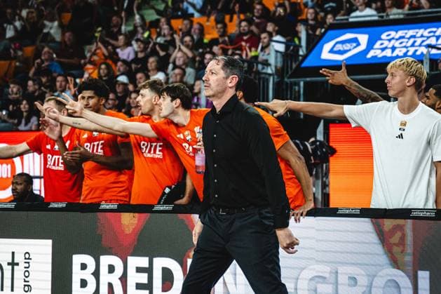Neu Ulm, Germany, September 26, 2026: Head Coach Ty Harrelson of ratiopharm ulm watches during the Basketball Bundesliga game between ratiopharm ulm and MHP Riesen Ludwigsburg at the ratiopharm Arena on September 20, 2026, in Neu Ulm, Germany Photo by Harry Langer DeFodi Images ratiopharm Arena, Germany, September 20, 2026 Head Coach Ty Harrelson of ratiopharm ulm looks on during the Basketball Bundesliga match between ratiopharm ulm and MHP Riesen Ludwigsburg in Neu Ulm on September 20, 2026 at the ratiopharm Arena, Germany. Photo by Harry Langer, DeFodi Images. Photo by Harry Langer, DeFodi Images