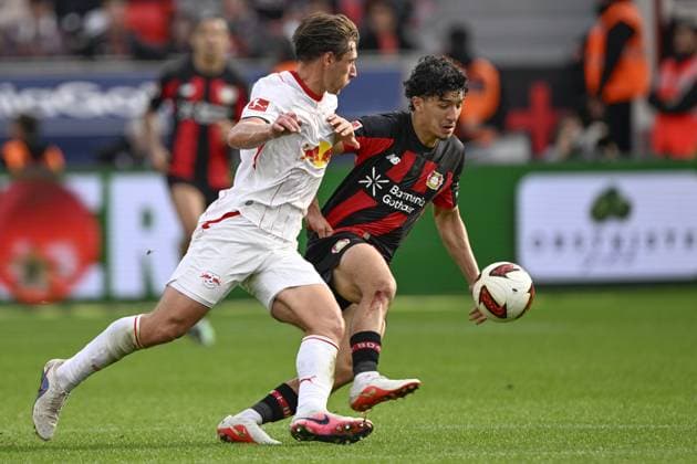 LEVERKUSEN - (lr) Willi Orban of RB Leipzig, Ibrahim Maza of Bayer 04 Leverkusen during the match between Bayer 04 Leverkusen and RB Leipzig at the Bay Arena on September 20, 2026 in Leverkusen, Germany. ANP Bundesliga 2026 27 xVIxANPxSportx xGerritxvanxKeulenxIVx 569419651 originalFilename: 569419651.jpg