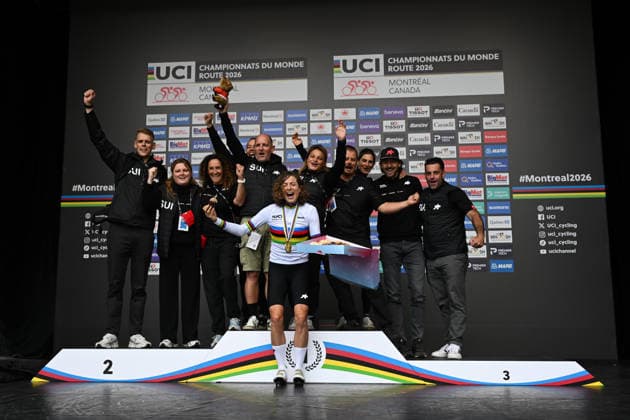 2026 UCI Road World Championships Picture by Zac Williams SWpix.com - 20 09 2026 - Cycling - 2026 UCI Road World Championships - MontrÃ al, Canada - Women Elite Individual Time Trial (ITT) Podium - Marlen Reusser (Switzerland) wins the Gold Medal to become World Champion Copyright: x xSWpix.comx(t axPhotographyxHubxLtd)xZacxWilliams SWpix.comx SWP-3521-0260