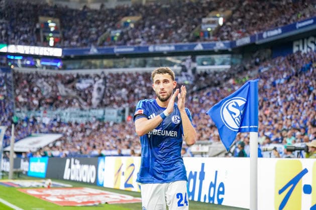 German Soccer Bundesliga 2026–2027, Matchday 4: FC Schalke 04 vs. SV Elversberg, Veltins Arena, Gelsenkirchen; Adil Aouchiche, FC Schalke 04, 24 Copyright: xJOERANxSTEINSIEKx