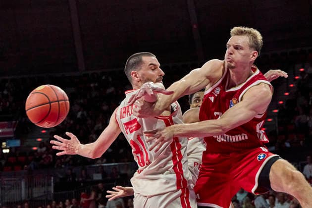 German Basketball Bundesliga (BBL), FC Bayern Munich Basketball vs. BMA365 Bamberg Baskets, Munich FC Bayern Basketball, Bamberg Baskets MBA365, September 20, 2026, at BMW Park in Munich, Justus Hollatz, FC Bayern Basketball Point Guard (PG) No. 21 (FCBB21), Daniel Keppeler, BMA365 Bamberg Baskets, Center C No. 31, BAM31, Sportworld Munich, BMW Park, Bavaria, Germany