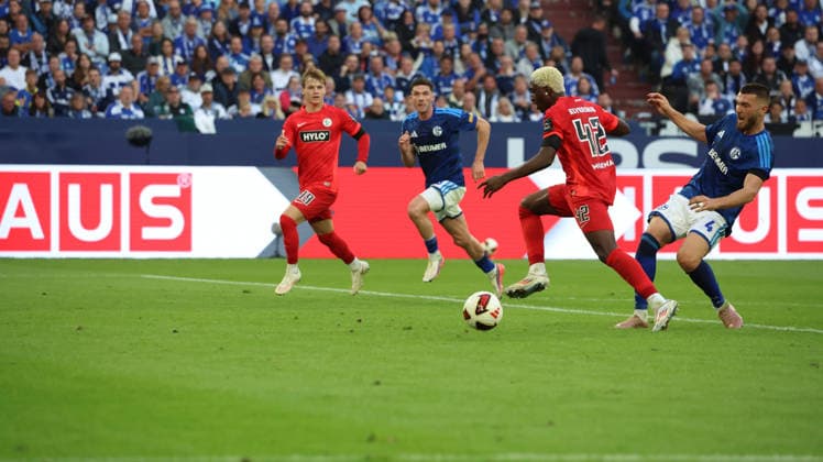 September 20, 2026, xrekx, Soccer, Bundesliga 1, FC Schalke 04 vs. SV Elversberg, David Mokwa, SV 07 Elversberg. DFL and DFB regulations prohibit any use of photographs as image sequences and or quasi-video. Gelsenkirchen