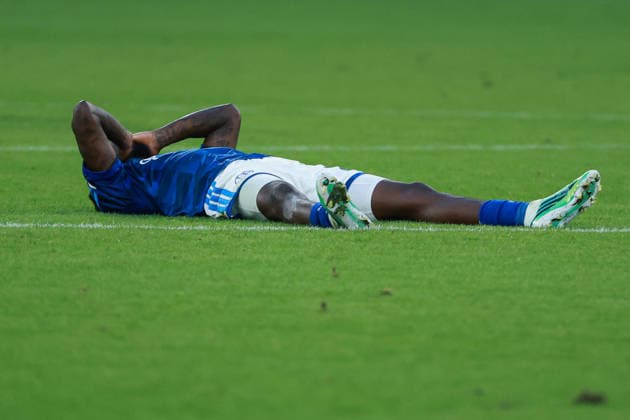 1 Bundesliga: FC Schalke 04 vs. SV Elversberg on September 20, 2026, at the Veltins Arena in Schalke. Disappointed Schalke fans; here, Junior Dina Ebimbe, Schalke 29 MH