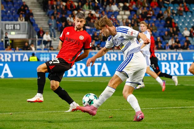 September 20, 2026, xavx, Soccer 3rd Division, SV Wehen Wiesbaden vs. MSV Duisburg, Jordy Gillekens (SV Wehen Wiesbaden), Frederik Christensen (MSV Duisburg), Wiesbaden