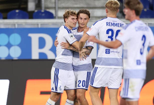 September 20, 2026, Soccer 3rd Division, SV Wehen Wiesbaden vs. MSV Duisburg, from left, goal celebration after Dominik Kother (MSV Duisburg) scored the 0–1 goal, Niklas Jessen, MSV Duisburg. DFL and DFB regulations prohibit any use of photographs as image sequences and or quasi-video. xdcx Copyright: HMBxMedia Claus