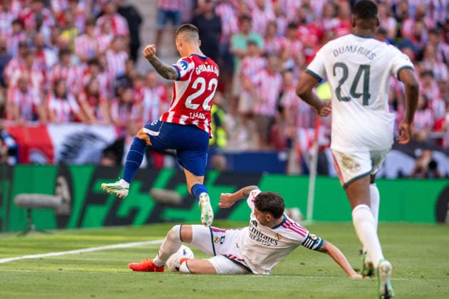 RECORD DATE NOT STATED 20th September 2026; Riyadh Air Metropolitano, Madrid, Spain; Spanish La Liga Football, Atletico Madrid versus Real Madrid; Valverde of Real Madrid and Grimaldo of Atletico Madrid AdelinaxCobos