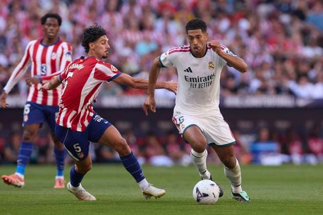 September 20, 2026, Madrid, Spain: Johnny Cardoso (Atletico Madrid) and Jude Bellingham (Real Madrid CF) are seen in action during the LaLiga EA SPORTS 2026 2027 match between Atletico Madrid and Real Madrid CF..Final score: Atletico Madrid 2-1 Real Madrid CF. Madrid Spain - ZUMAs197 20260920_aaa_s197_182 Copyright: xFedericoxTitonex