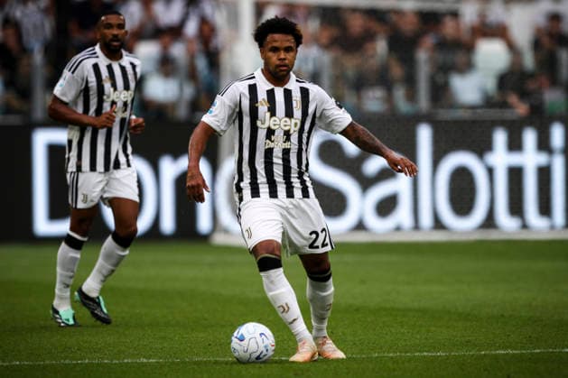 Juventus v Atalanta BC - Serie A 2026 27 Juventus midfielder Weston McKennie, wearing number 22, is in action during the Serie A football match between Juventus and Atalanta at the Allianz Stadium in Turin, Piedmont, Italy, on September 20, 2026. Turin Piedmont Italy  Copyright: xMatteoxBottanellix originalFilename:bottanelli-juventus260920_np9B3.jpg